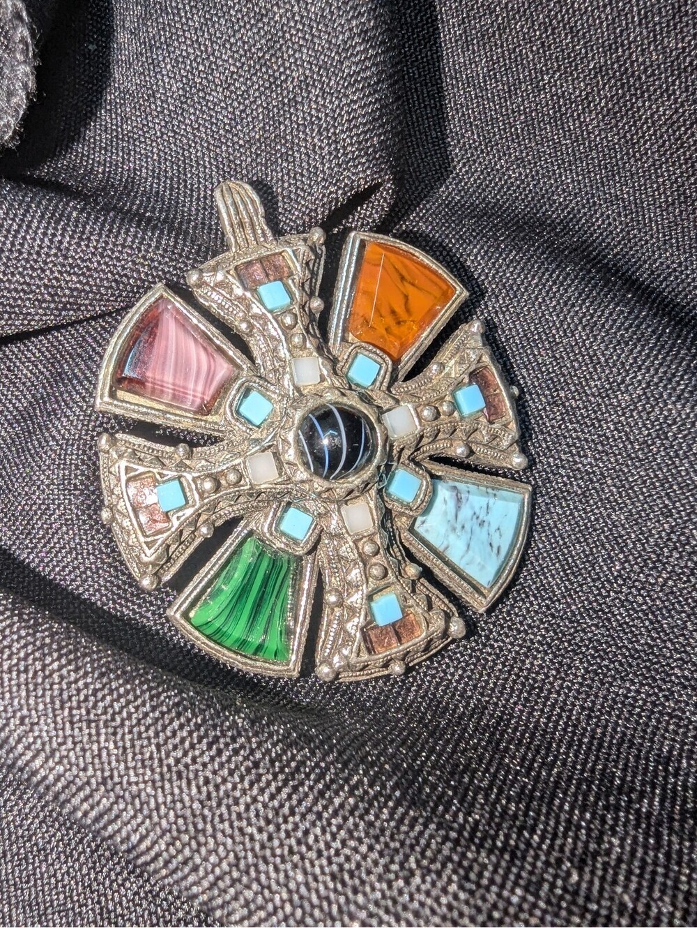 Vintage Scottish Pendant Necklace, glass agate, signed Miracle